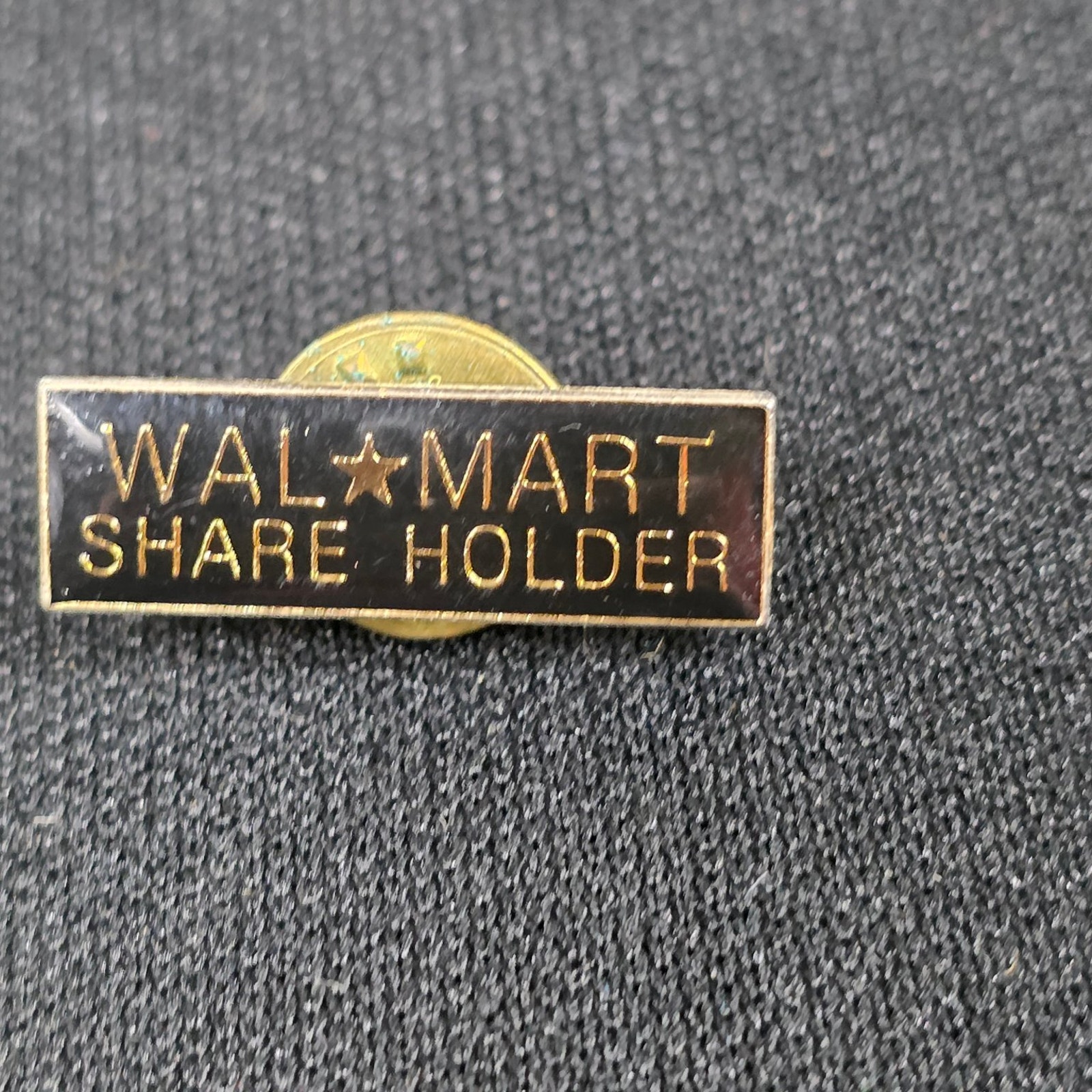 Walmart Share Holder Pin Lapel Pin Corporate Advertising Gold Tone Enamel 6$